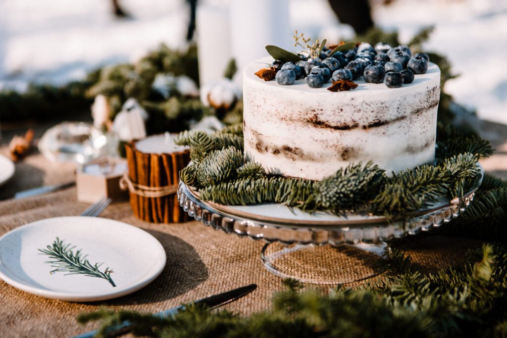 зимний свадебный торт