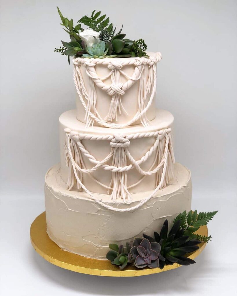 Trendy w ślubnych tortach
