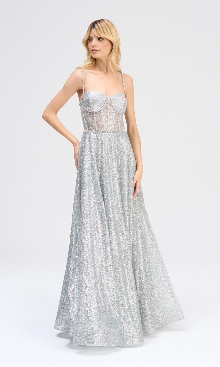 srebrna suknia